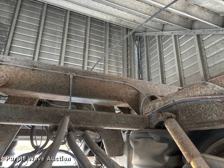 image for item FG0033 2007 Timpte Super Hopper grain trailer