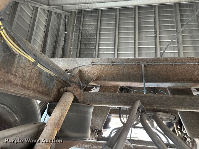 image for item FG0033 2007 Timpte Super Hopper grain trailer