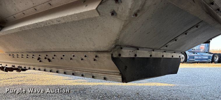 image for item FG0033 2007 Timpte Super Hopper grain trailer