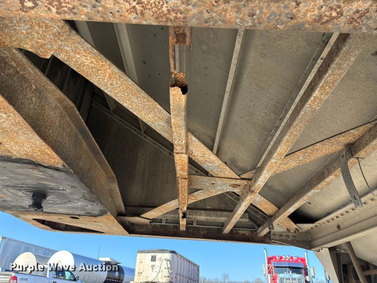 image for item FG0033 2007 Timpte Super Hopper grain trailer