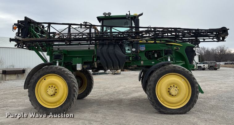 image for item FG2577 2013 John Deere 4730 sprayer