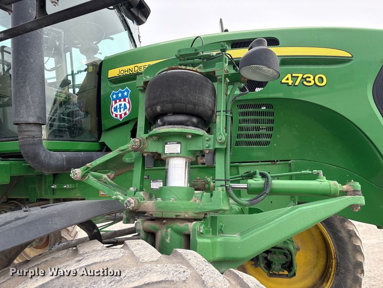 image for item FG2577 2013 John Deere 4730 sprayer