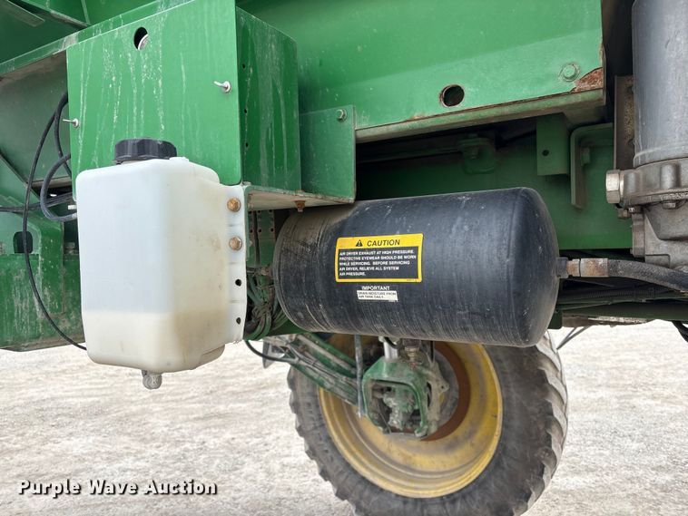 image for item FG2577 2013 John Deere 4730 sprayer
