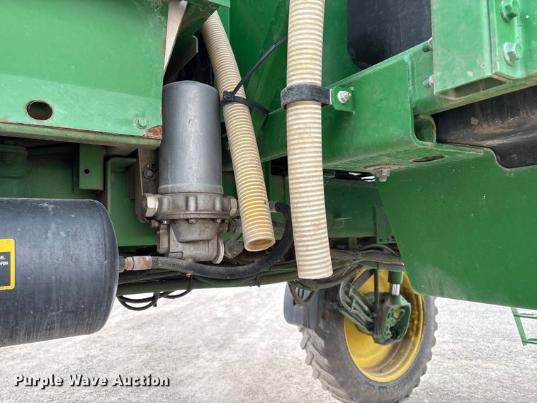 image for item FG2577 2013 John Deere 4730 sprayer