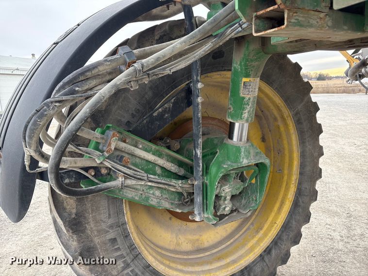 image for item FG2577 2013 John Deere 4730 sprayer
