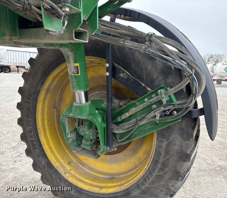image for item FG2577 2013 John Deere 4730 sprayer
