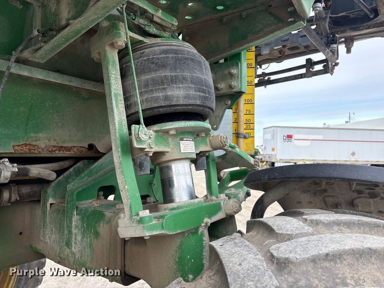 image for item FG2577 2013 John Deere 4730 sprayer