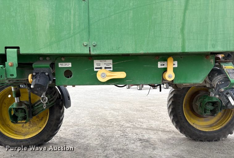 image for item FG2577 2013 John Deere 4730 sprayer