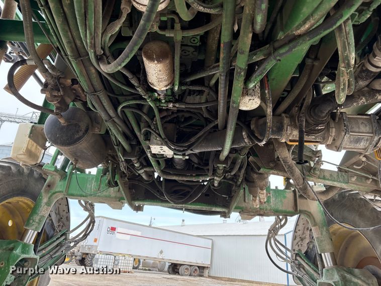 image for item FG2577 2013 John Deere 4730 sprayer