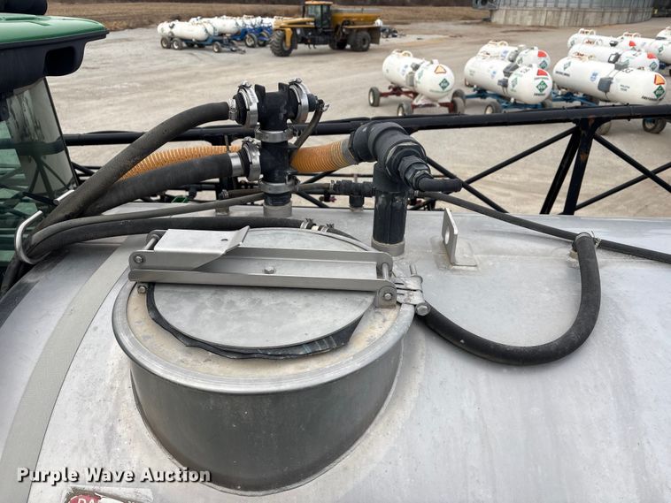 image for item FG2577 2013 John Deere 4730 sprayer