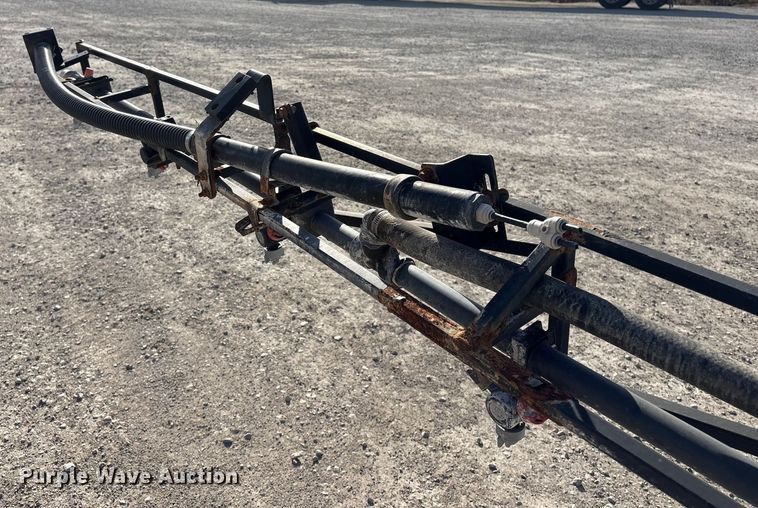 image for item FG2577 2013 John Deere 4730 sprayer