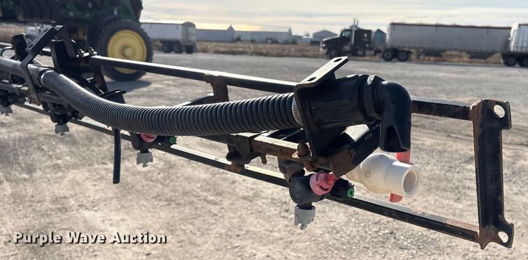 image for item FG2577 2013 John Deere 4730 sprayer