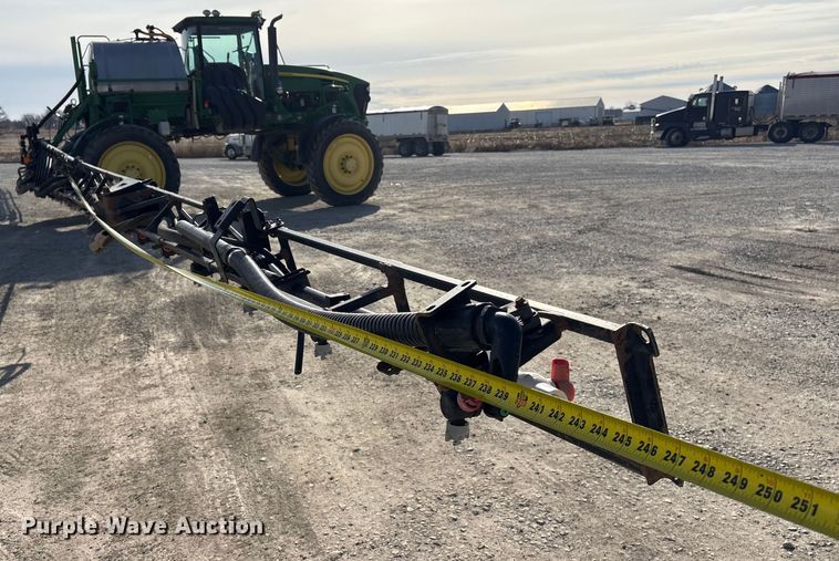 image for item FG2577 2013 John Deere 4730 sprayer
