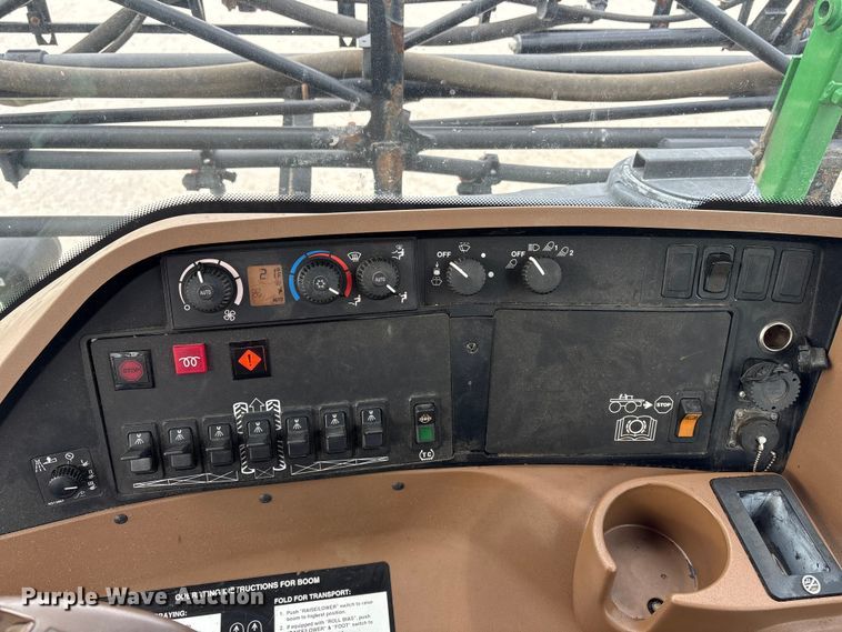 image for item FG2577 2013 John Deere 4730 sprayer