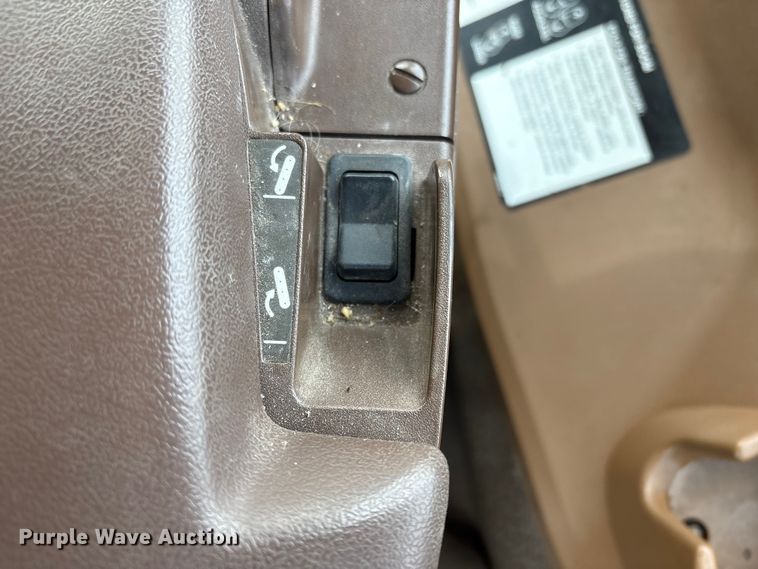 image for item FG2577 2013 John Deere 4730 sprayer