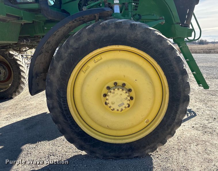image for item FG2577 2013 John Deere 4730 sprayer
