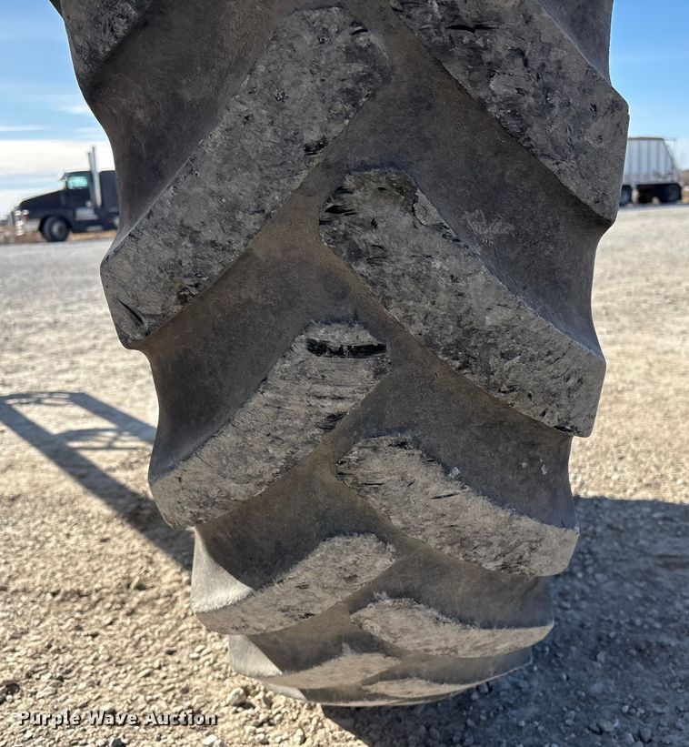 image for item FG2577 2013 John Deere 4730 sprayer