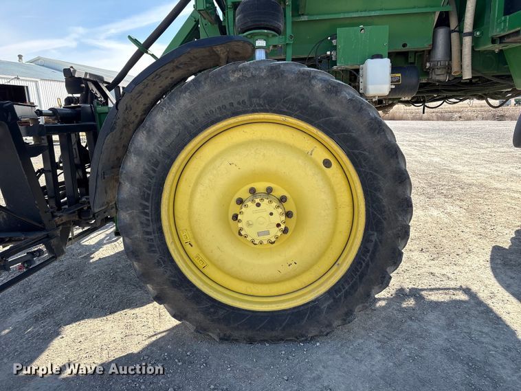 image for item FG2577 2013 John Deere 4730 sprayer