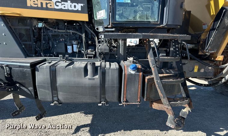 image for item FG2578 2012 TerraGator TG7300 spreader