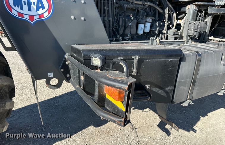 image for item FG2578 2012 TerraGator TG7300 spreader