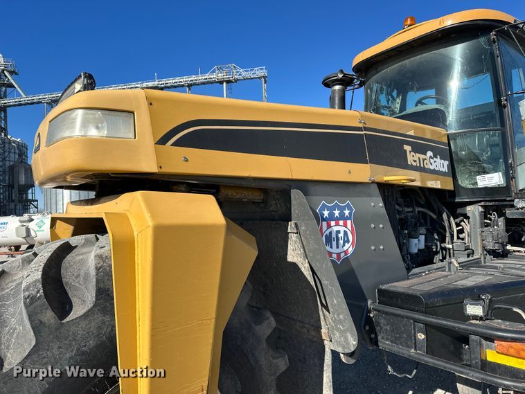 image for item FG2578 2012 TerraGator TG7300 spreader
