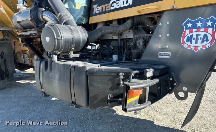 image for item FG2578 2012 TerraGator TG7300 spreader