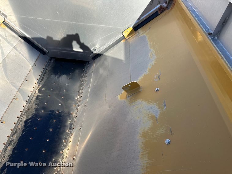 image for item FG2578 2012 TerraGator TG7300 spreader