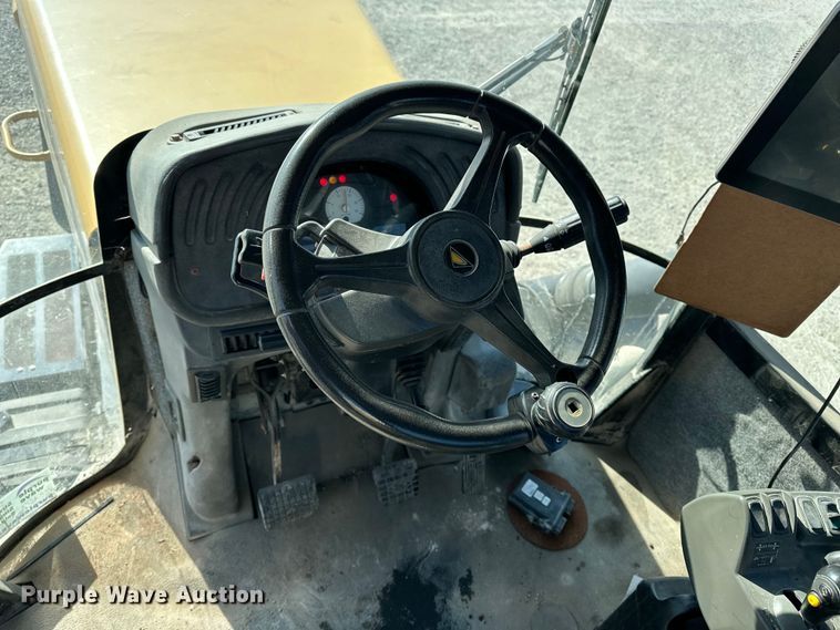 image for item FG2578 2012 TerraGator TG7300 spreader