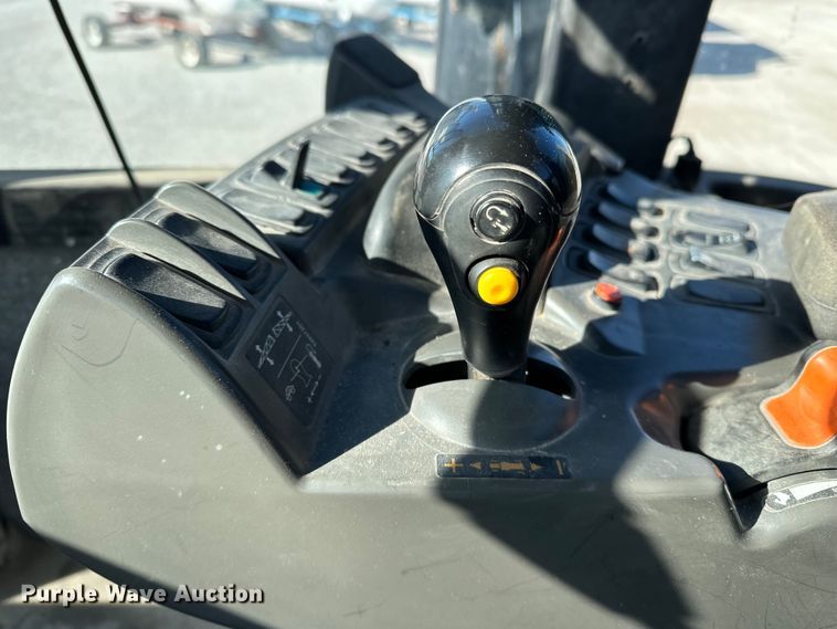 image for item FG2578 2012 TerraGator TG7300 spreader