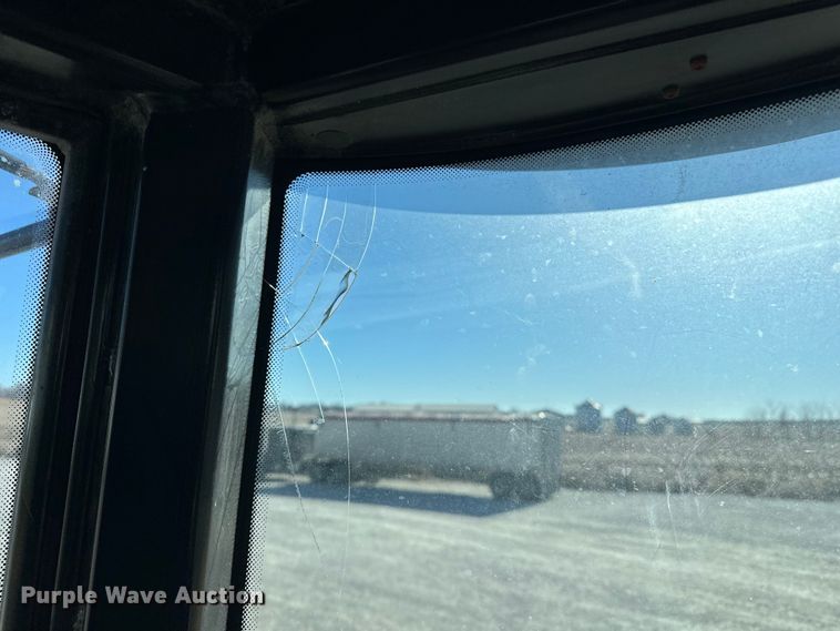 image for item FG2578 2012 TerraGator TG7300 spreader