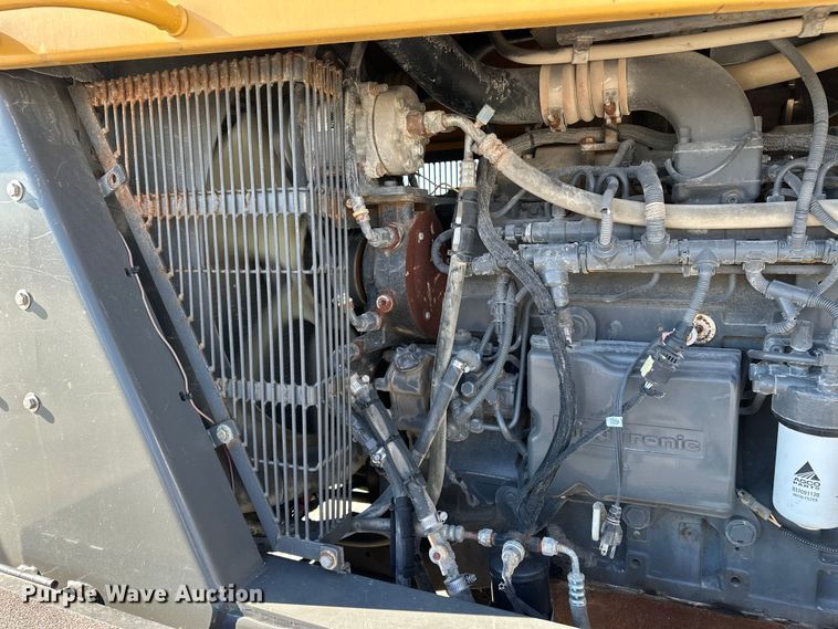 image for item FG2578 2012 TerraGator TG7300 spreader