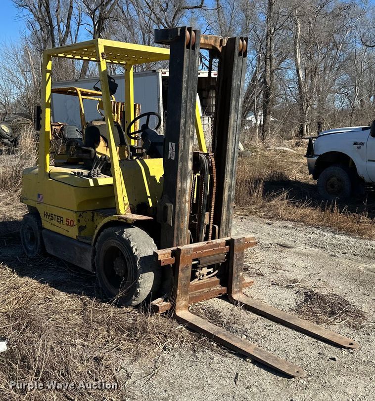 image for item FG2579 Hyster H50XM forklift