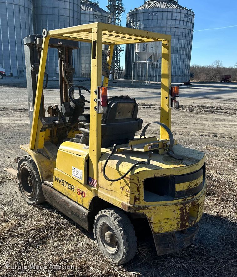 image for item FG2579 Hyster H50XM forklift