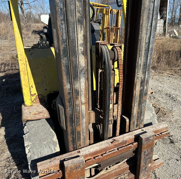 image for item FG2579 Hyster H50XM forklift