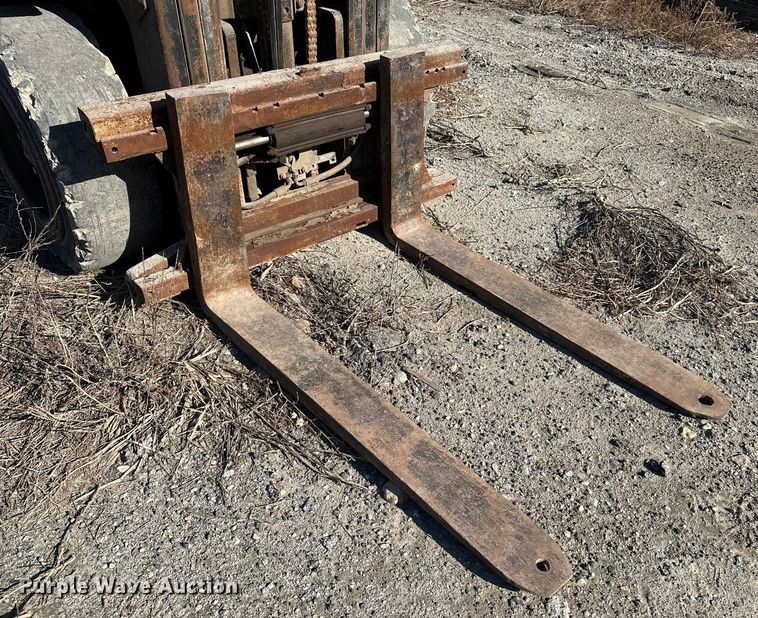 image for item FG2579 Hyster H50XM forklift