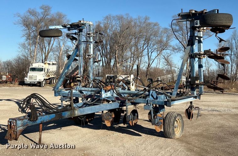 image for item FG2587 Raven NH3 applicator