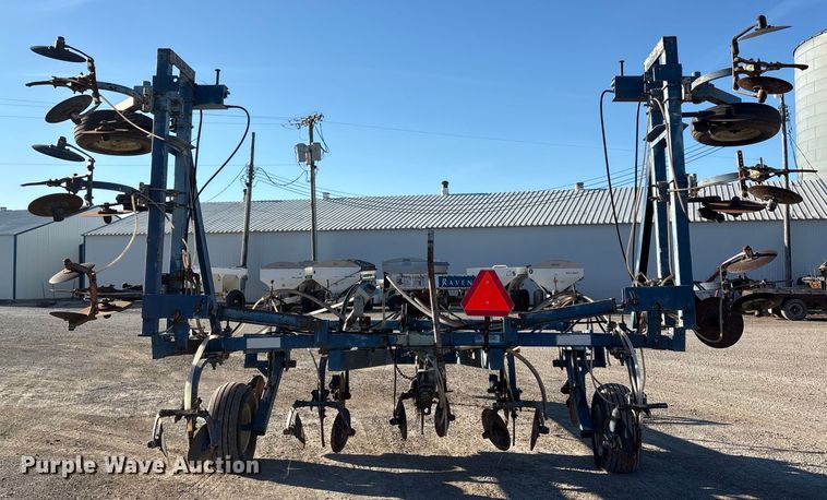 image for item FG2587 Raven NH3 applicator