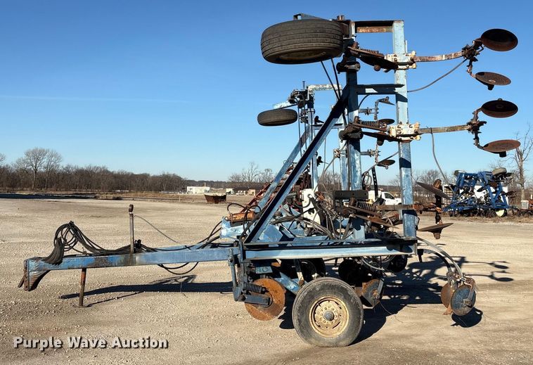 image for item FG2587 Raven NH3 applicator
