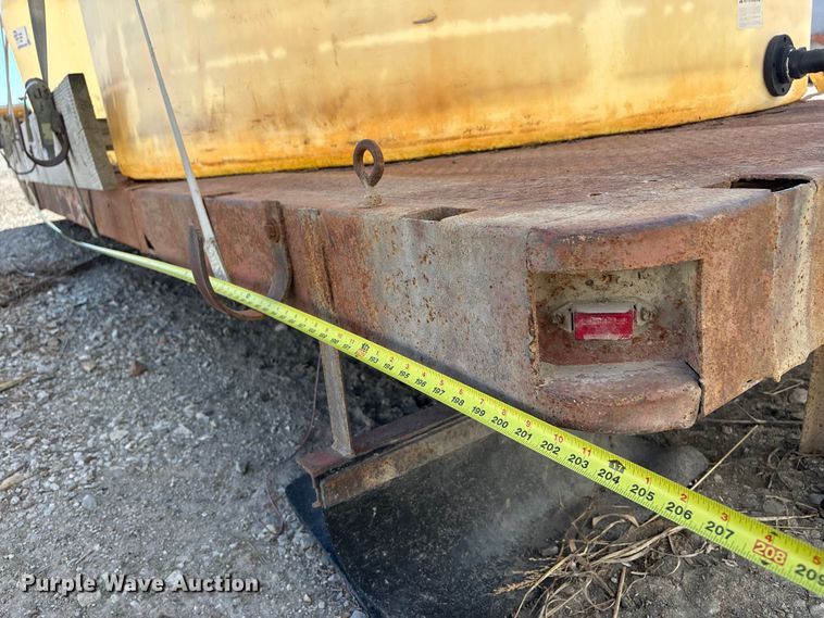 image for item FG2590 (2) poly tanks