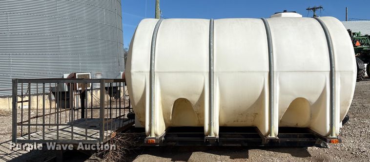 image for item FG2591 Poly tank