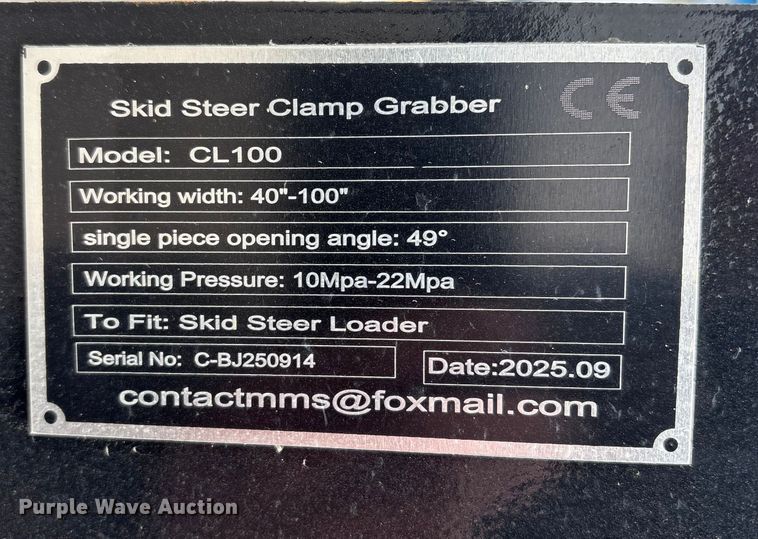 image for item FG2609 2025 Giyi CL100 skid steer bale grabber