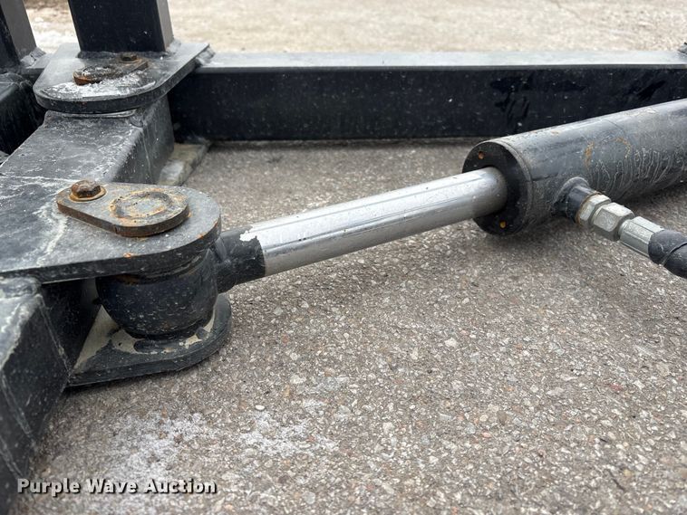 image for item FG2613 Giyi skid steer trencher