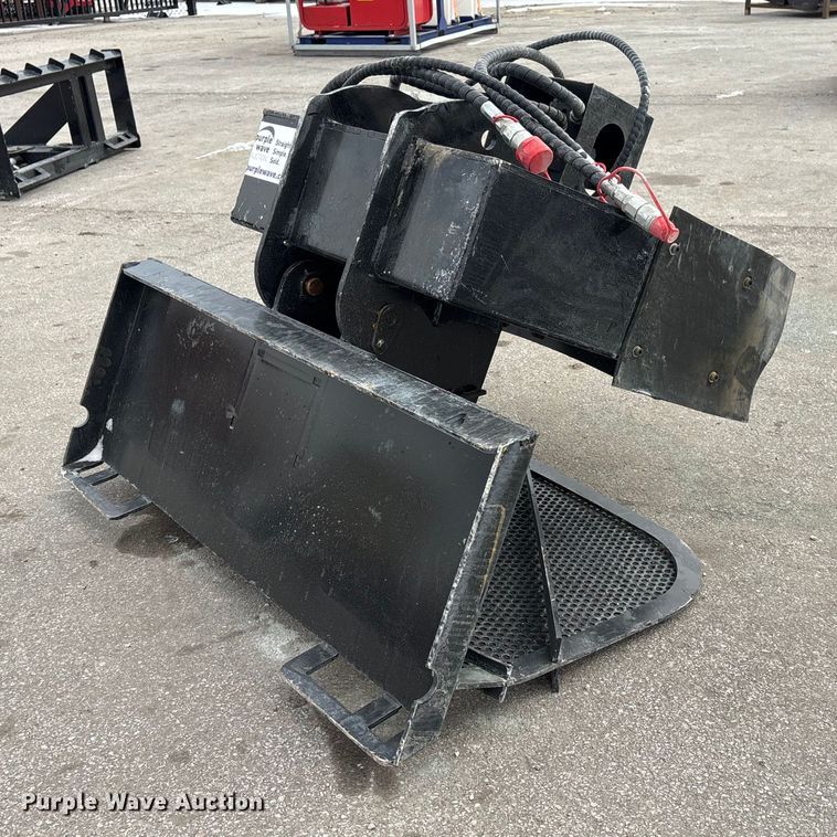 image for item FG2614 2025 Giyi FSG26 skid steer stump grinder