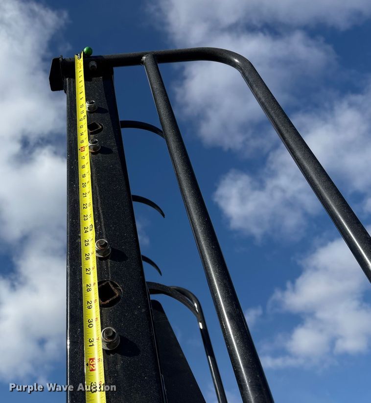 image for item FG2617 2025 Giyi HBC85 skid steer bale accumulator grapple