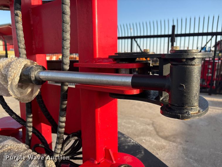 image for item FG2624 2025 Giyi FB30 skid steer feller buncher  