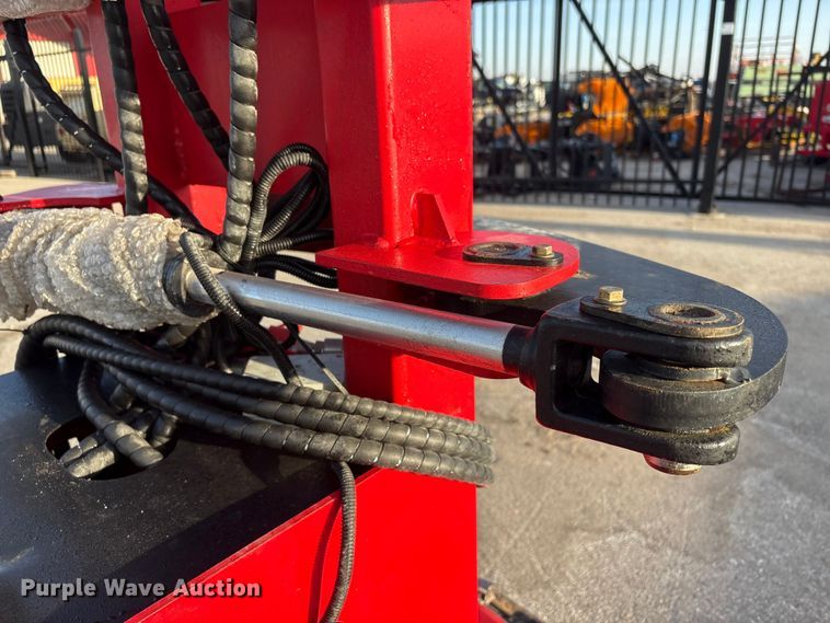 image for item FG2624 2025 Giyi FB30 skid steer feller buncher  