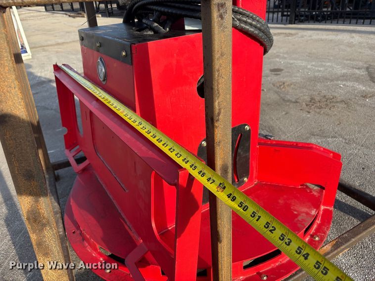 image for item FG2624 2025 Giyi FB30 skid steer feller buncher  