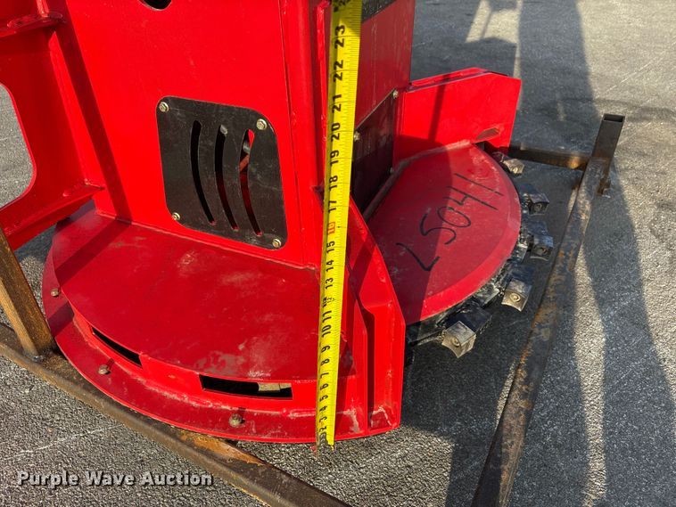 image for item FG2624 2025 Giyi FB30 skid steer feller buncher  