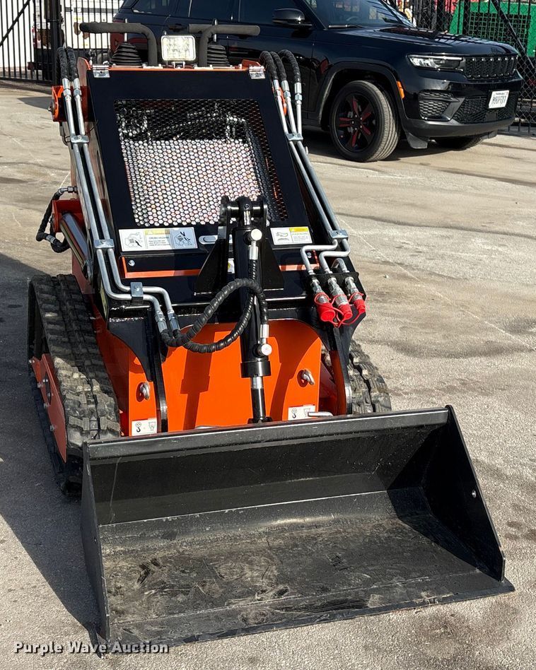 image for item FG2626 2025 SDLOOL 36C compact utility loader