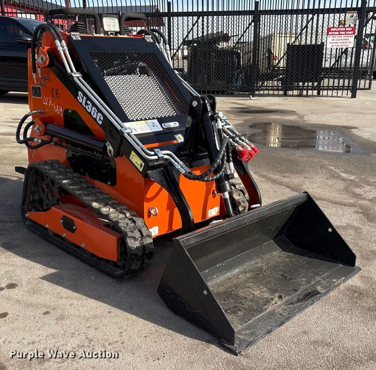 image for item FG2626 2025 SDLOOL 36C compact utility loader